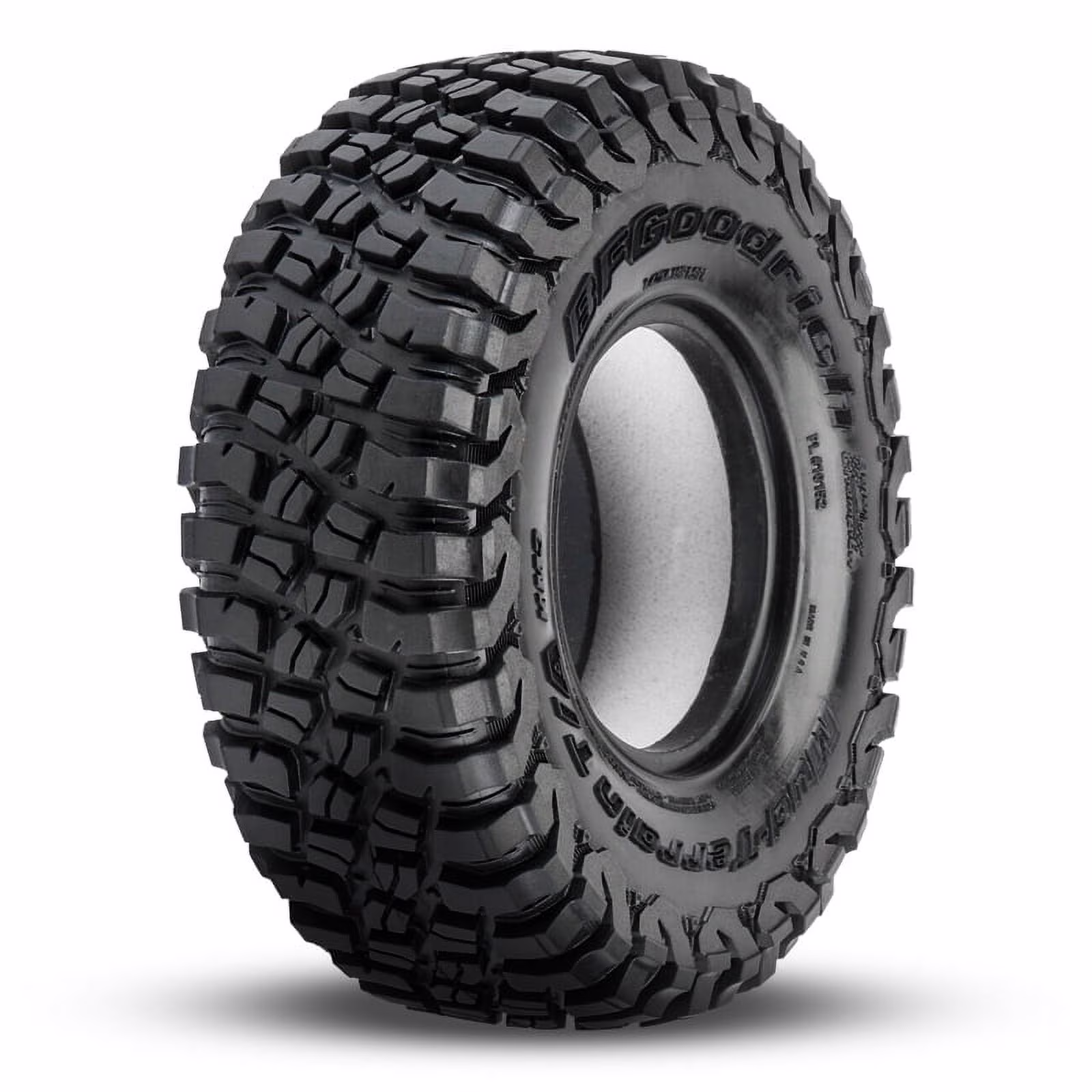 BFGoodrich Mud-Terrain T/A KM3 Tire LT265/70R16/E 121/118Q