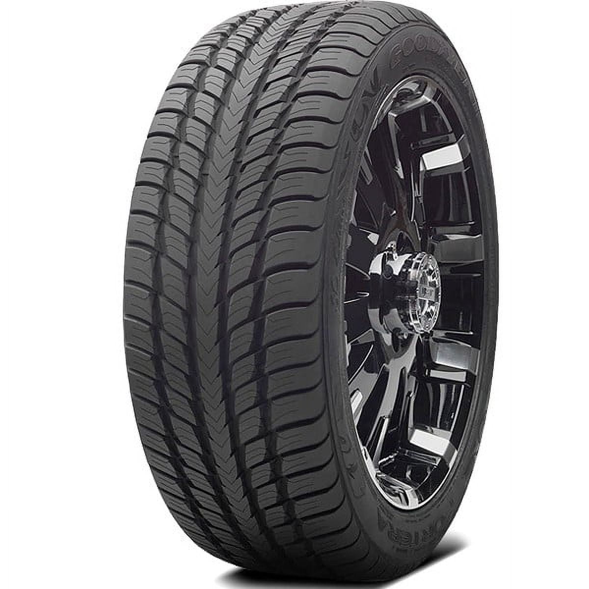 Goodyear Fortera SL All-Season 305/40R22 114H Tire