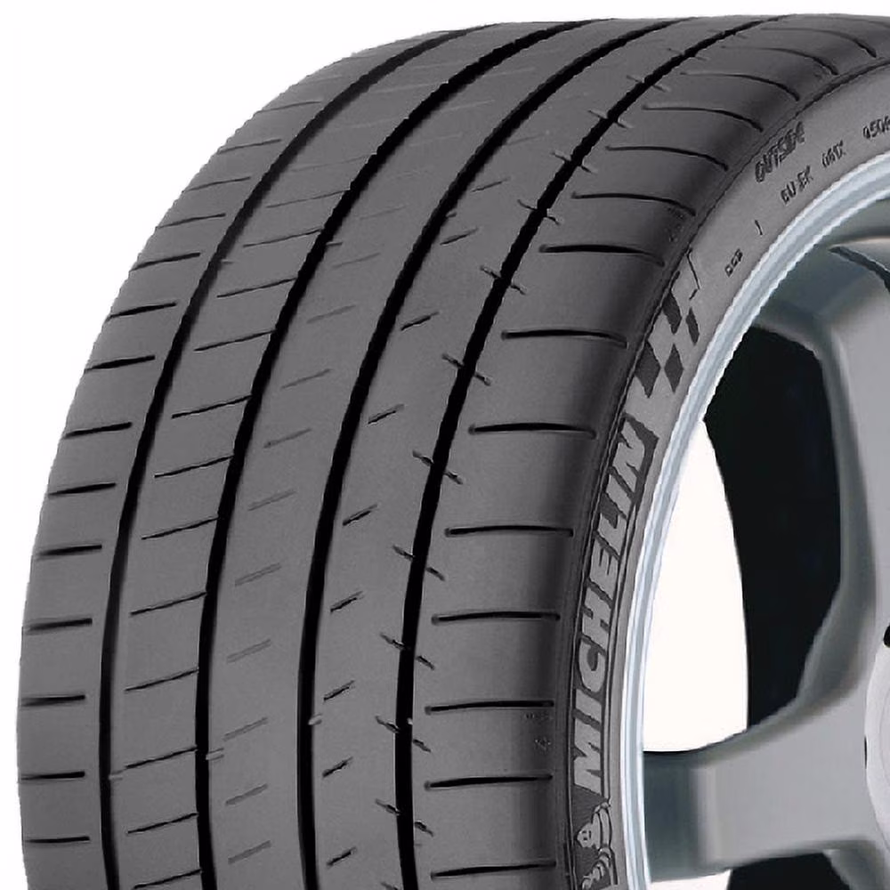 Michelin Pilot Super Sport Summer 225/40ZR18 88Y Tire Fits: 2013 Toyota Corolla LE, 2017-19 Chevrolet Cruze Diesel