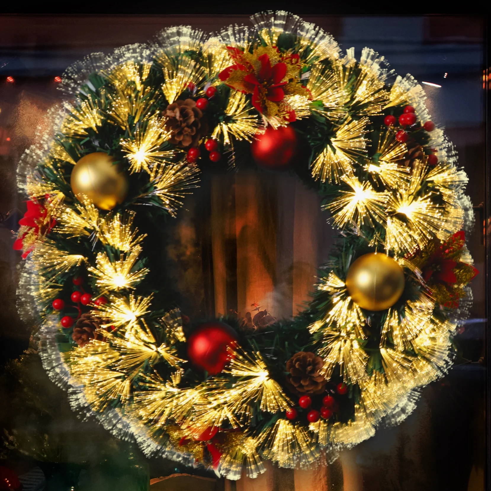 Pre-lit Christmas Wreath Plug in Large Lighted Christmas Wreath 24inch Artificial Christmas Decor Wreath with Lights for Door Window