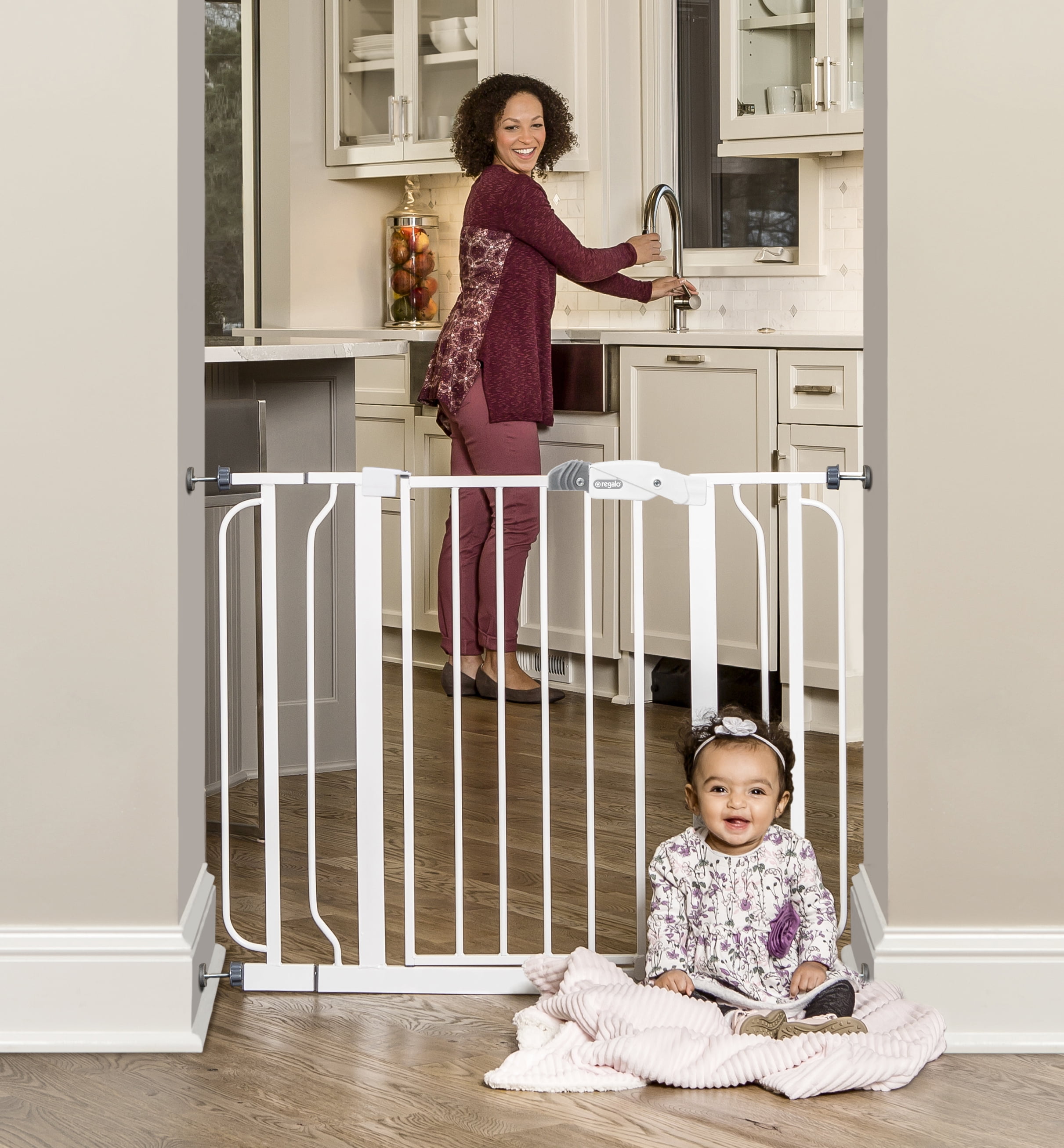Regalo Easy Step Extra Wide Metal Walk Through Baby Safety Gate, White, Ages 6 to 24 Months