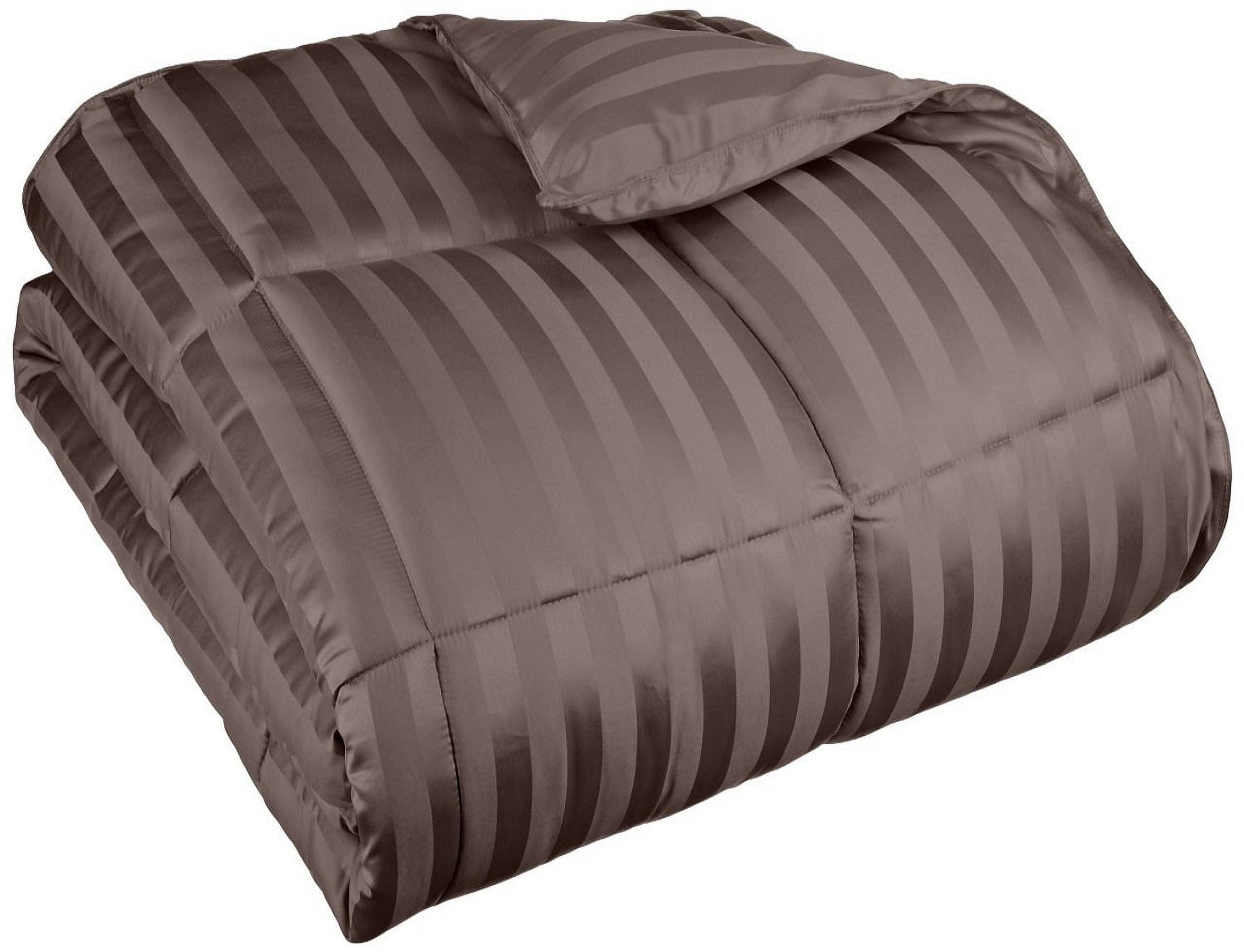Superior Basketweave Plush Down Alternative Comforter, Full/ Queen, Charcoal