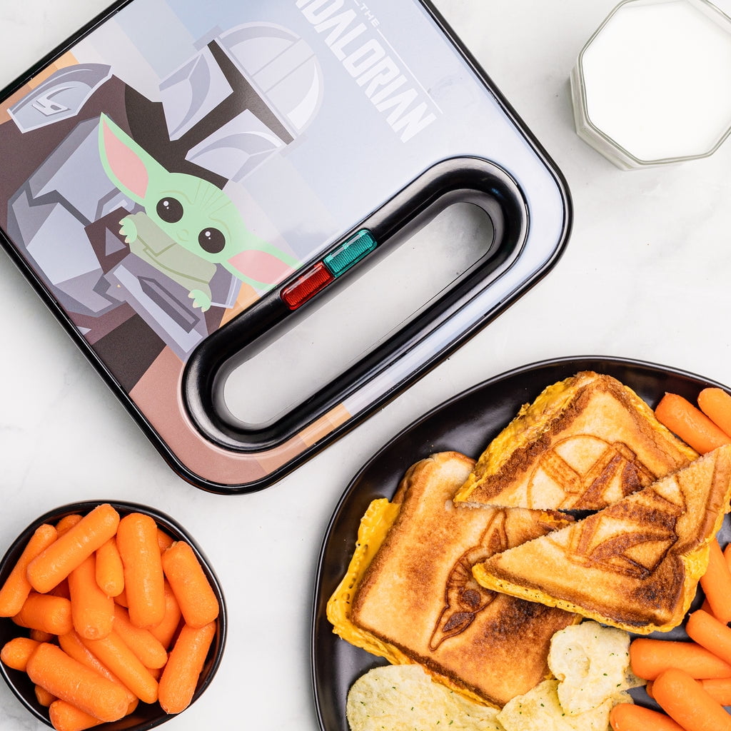 Uncanny Brands Star Wars The Mandalorian Grilled Cheese Maker