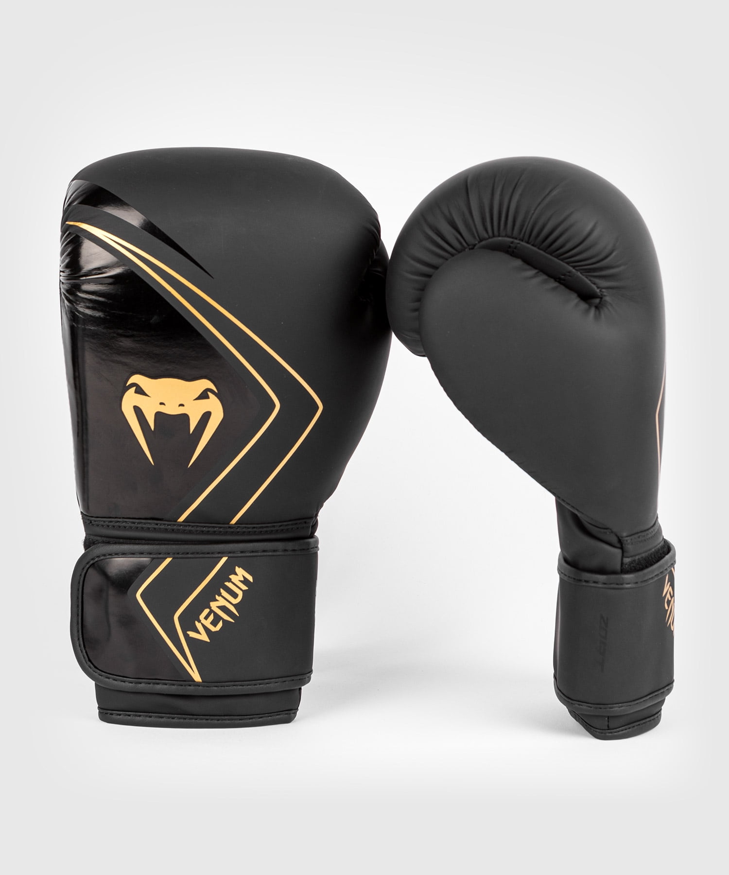 Venum Classic Boxing Protection Kit W 12OZ Glove